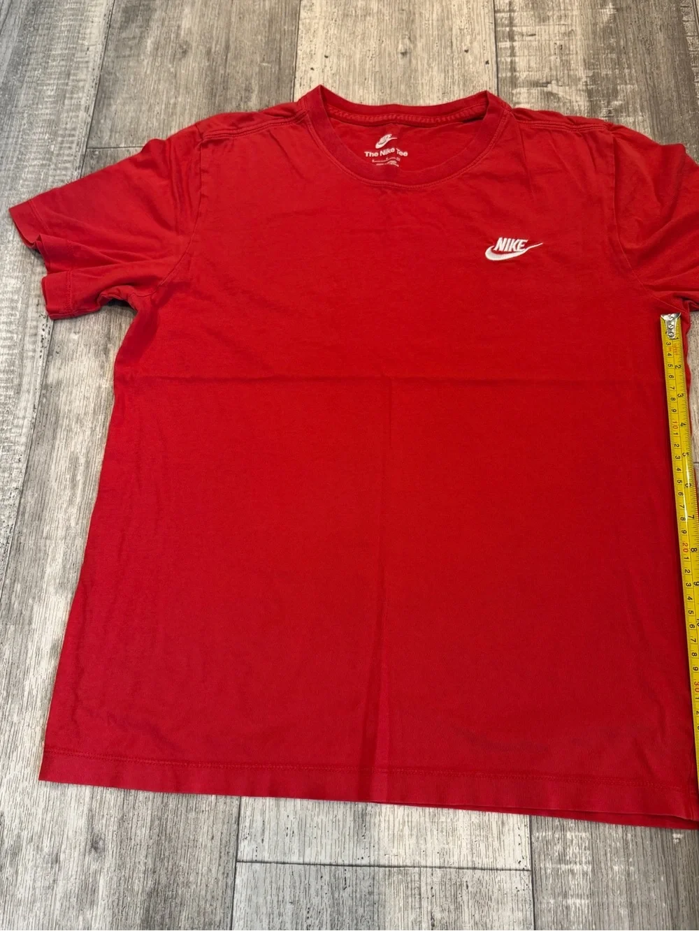 Nike Red Crew Neck Short Sleeve Tee with White Logo Mens Small